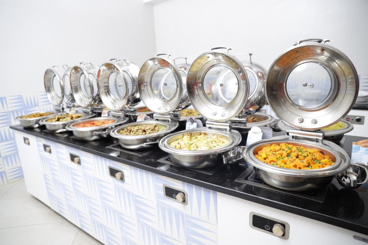 The Mirage Resort & Spa Χαμμαμέτ Εξωτερικό φωτογραφία A chafing dish buffet